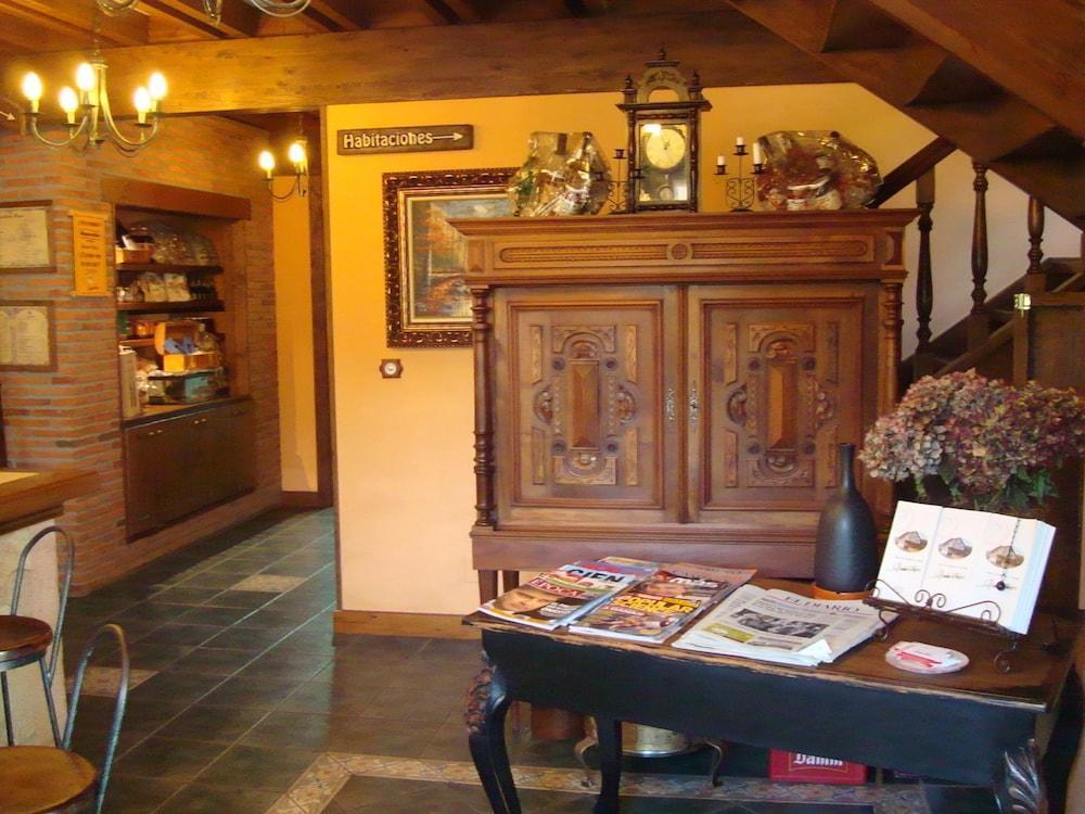 Posada Restaurante Prada A Tope Treceno ภายนอก รูปภาพ