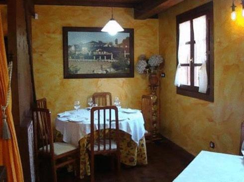 Posada Restaurante Prada A Tope Treceno ภายนอก รูปภาพ