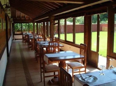 Posada Restaurante Prada A Tope Treceno ภายนอก รูปภาพ
